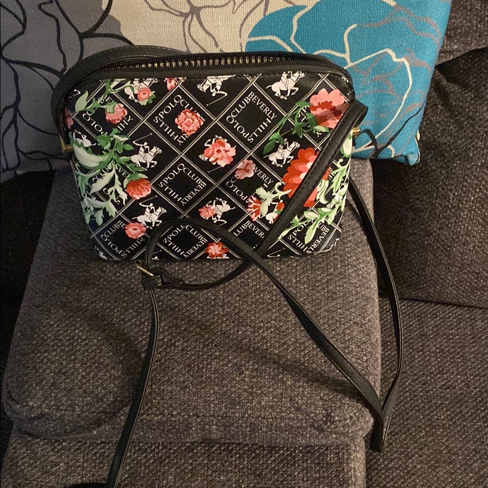 Beverly Hills Polo Club Black Quilted Crossbody Bag